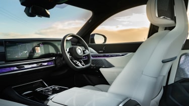 BMW i7 UK interior