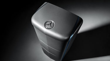 Mercedes power storage