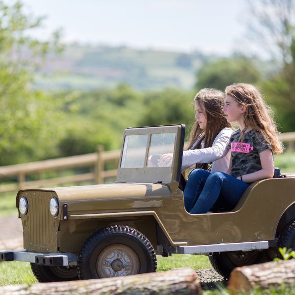 Mini Jeep AV Website 600 x 600